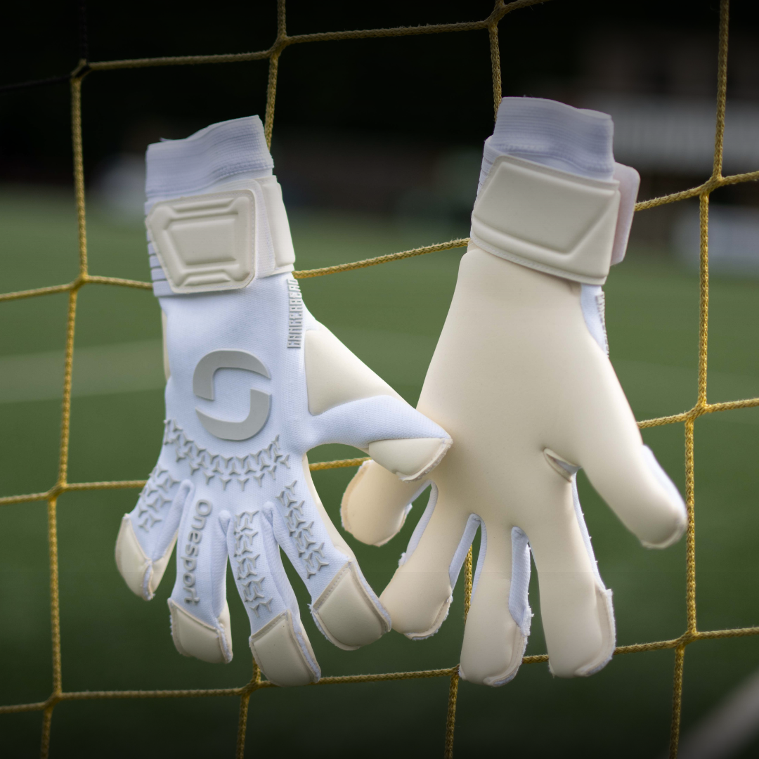 Cancerbero Ghost 3.0 Knit Goalkeeper Gloves