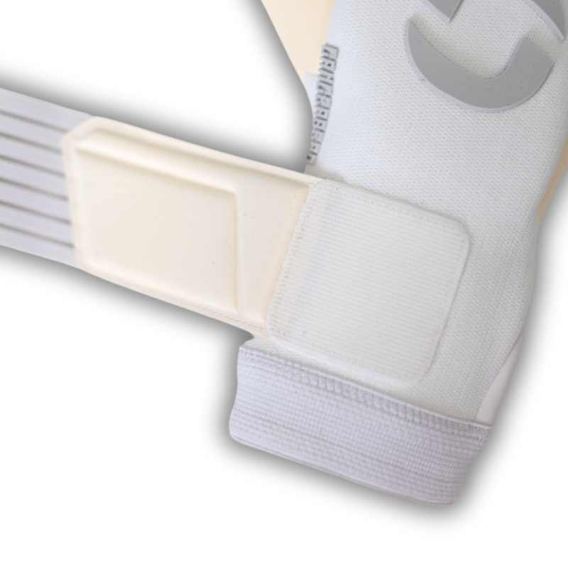 Cancerbero Ghost 3.0 Knit Goalkeeper Gloves