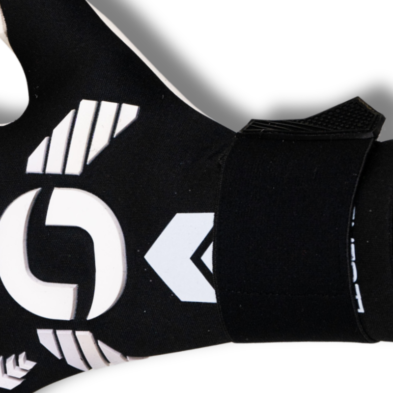 Legend Inferno Goalkeeper Glove