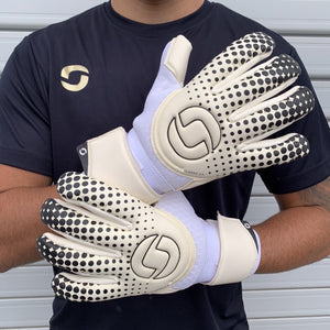 Classic 2.0 Hybrid Goalkeeper Gloves White/Black